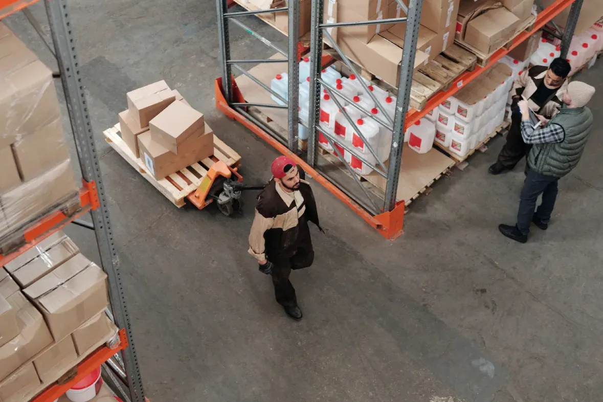 Aprenda o que é Vendor Managed Inventory (VMI) e como ele ajuda na gestão de suprimentos?